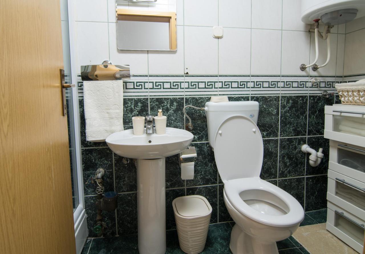M Place سكوبجي المظهر الخارجي الصورة